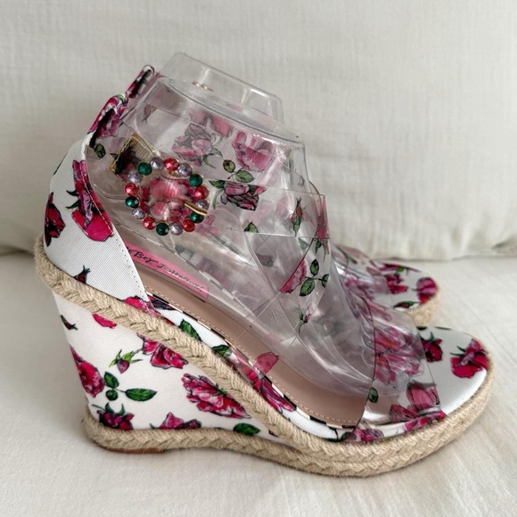 Betsey Johnson Shoes - Betsey Johnson Fraser white & pink floral espadrille wedge sandals